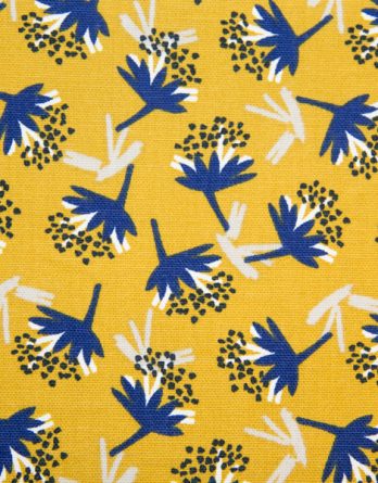 Tissu toile de coton demi-natté - Fleurs envolées bleues foncées sur fond jaune