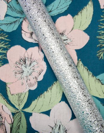 Kit couture trousse Sandra (taille 4) - Fleurs magnifiques /simili texturé argent